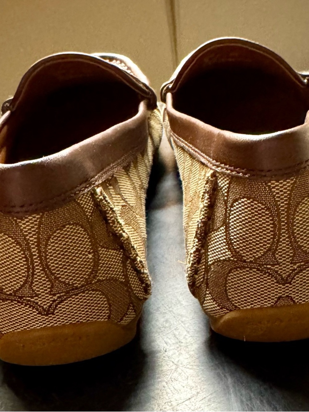 Coach Tan & Brown Signature Canvas Penny Loafers Size 11 Great Condition - Picture 7 of 13